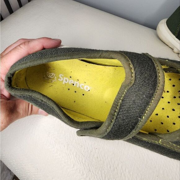 Spenco Medical Corp. Womens Mary Janes Felt/Adjustable Strap/Embroidered Sz 6W. - Picture 4 of 7